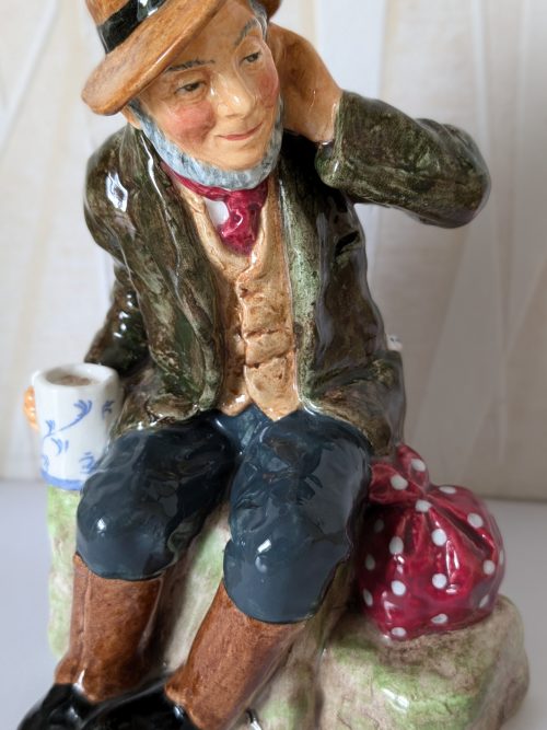 Royal Doulton Character Figurine - Owd Willum HN2042