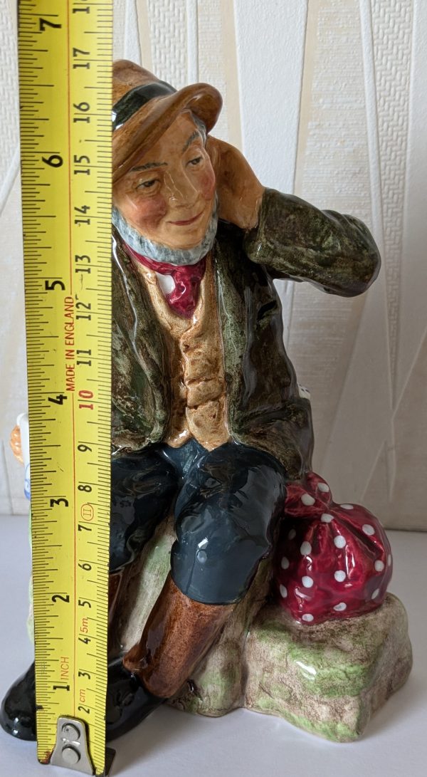 Royal Doulton Character Figurine - Owd Willum HN2042