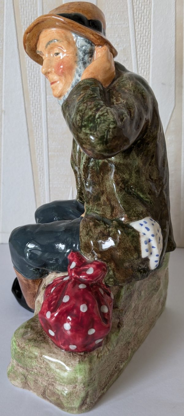 Royal Doulton Character Figurine - Owd Willum HN2042