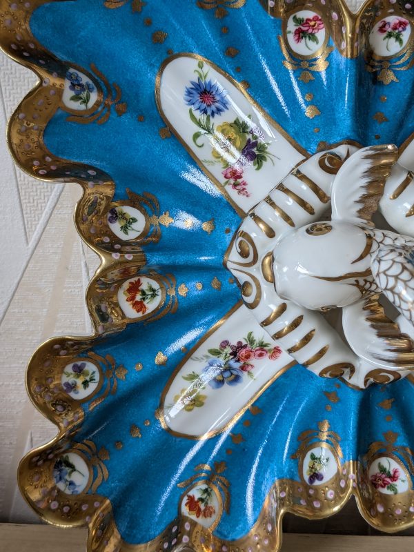 PXL_20240828_125915922 French Limoges Bow Porcelain Fish & 4-shell Sweetmeat Or Pickle Stand